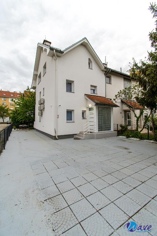 Two Bedroom Modern Apartment Near The Airport Velika Gorica Eksteriør bilde